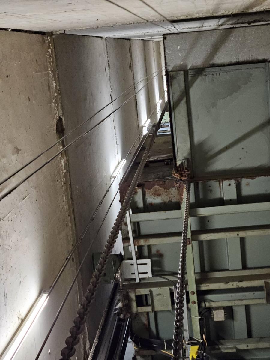 Repérage amiante avant travaux de remplacement d'ascenseur à Maromme 76150.