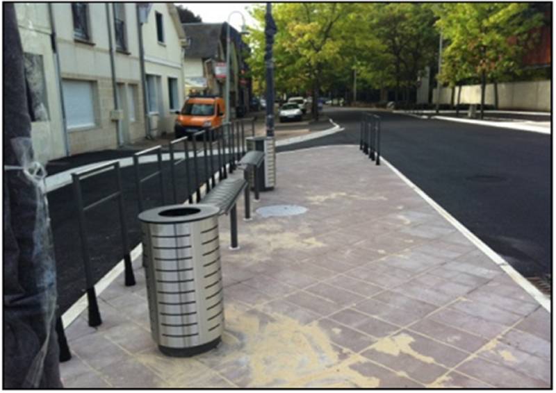 Aménagement du parvis du collège F. BUISSON Commune de Louviers (27)