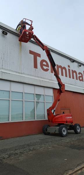 Diagnostic Amiante sur Toiture avec nacelle